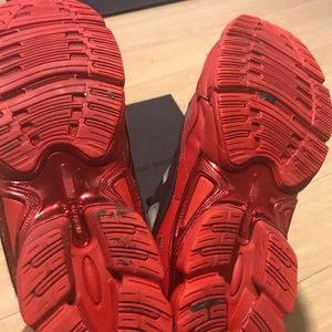 raf simmons ozweego 3 black scarlet